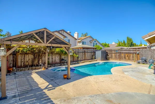 $549,900 | 3724 Laurenburg Avenue, Modesto, CA 95357