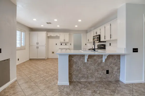 $549,900 | 3724 Laurenburg Avenue, Modesto, CA 95357