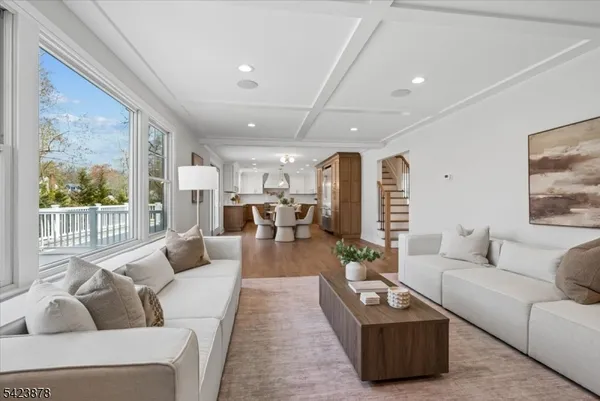 $2,599,000 | 33 Hampton Road, Chatham, NJ 07928