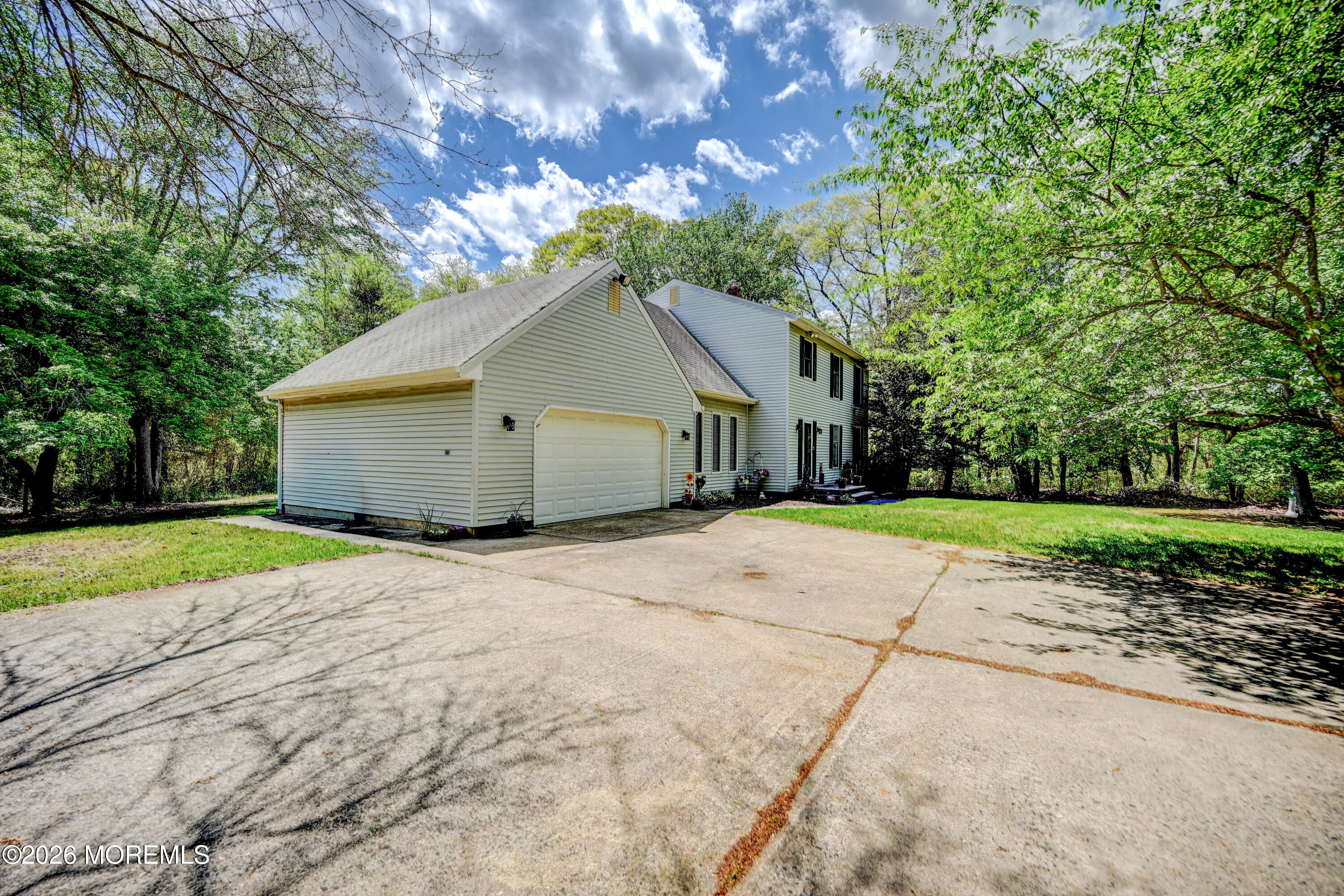 897 Hulses Corner Road Howell, NJ 07731 - Photo 39 of 44 41-Driveway