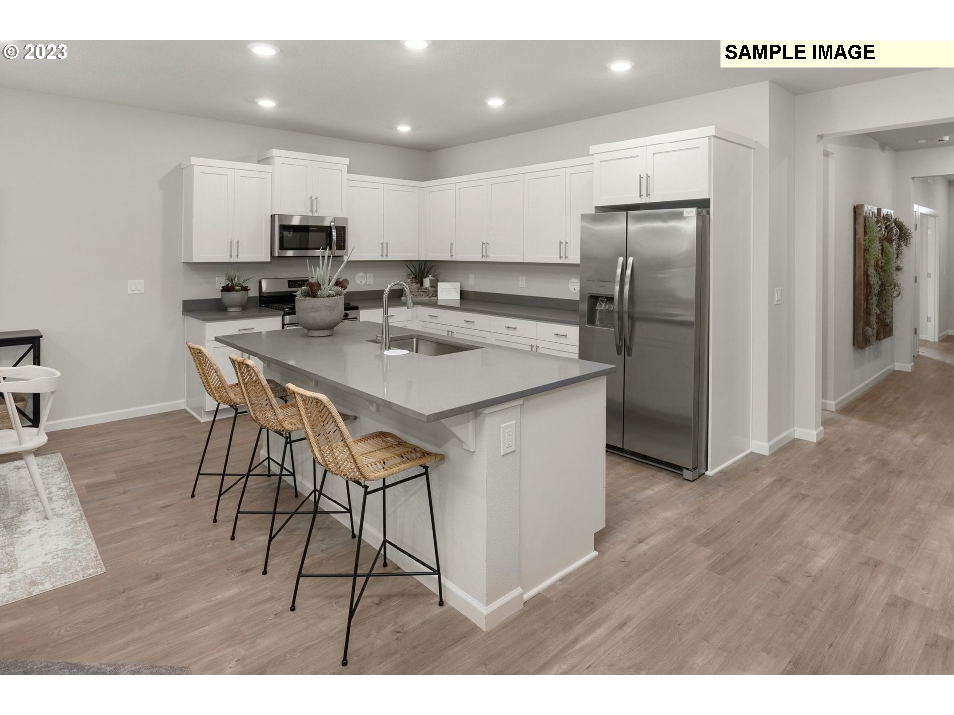 6155 Southeast 21st Street Gresham, OR 97080 - Photo 3 of 20