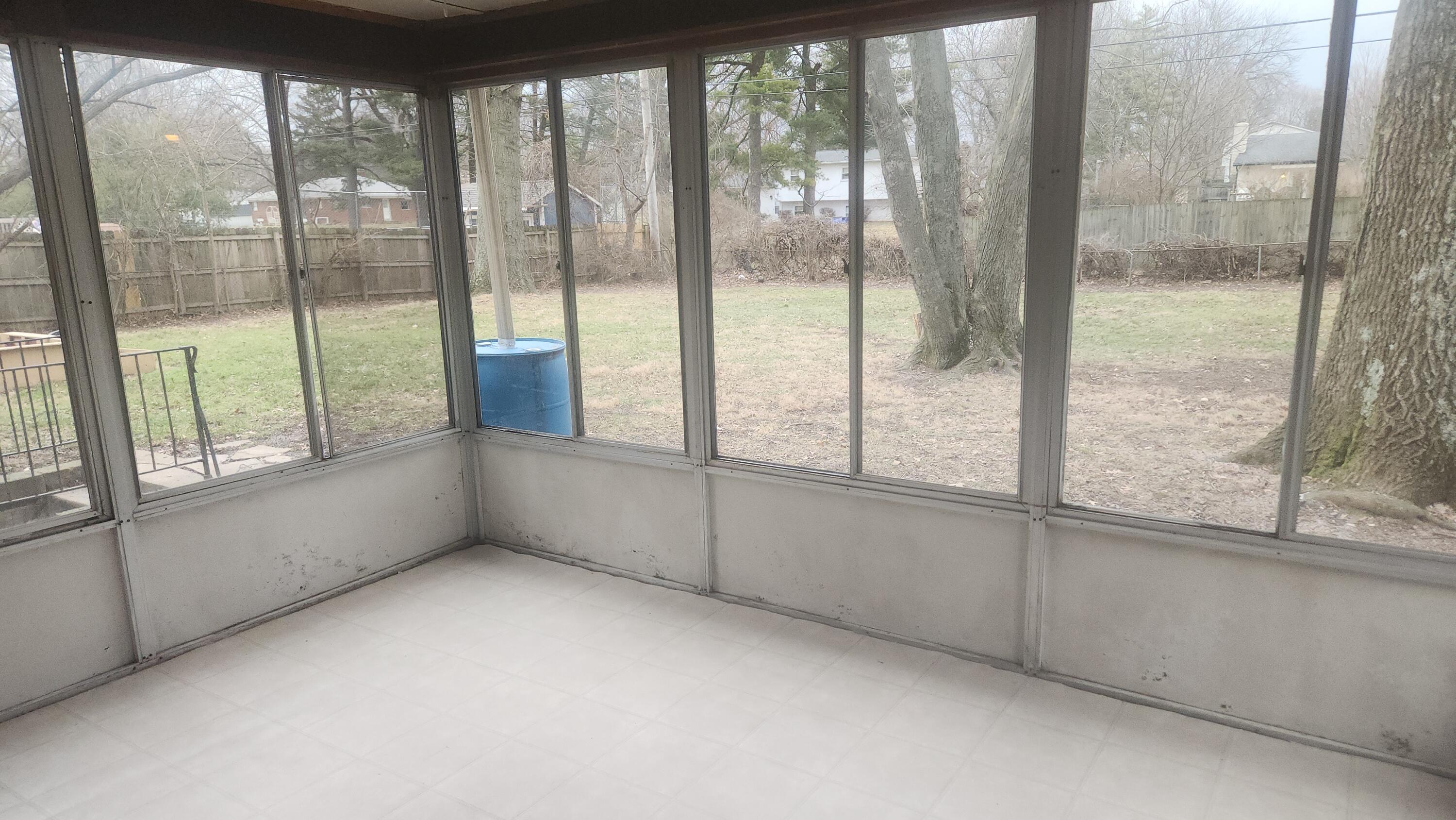 1052 McNaughten Road Columbus, OH 43213 - Photo 29 of 63 20250213_165638