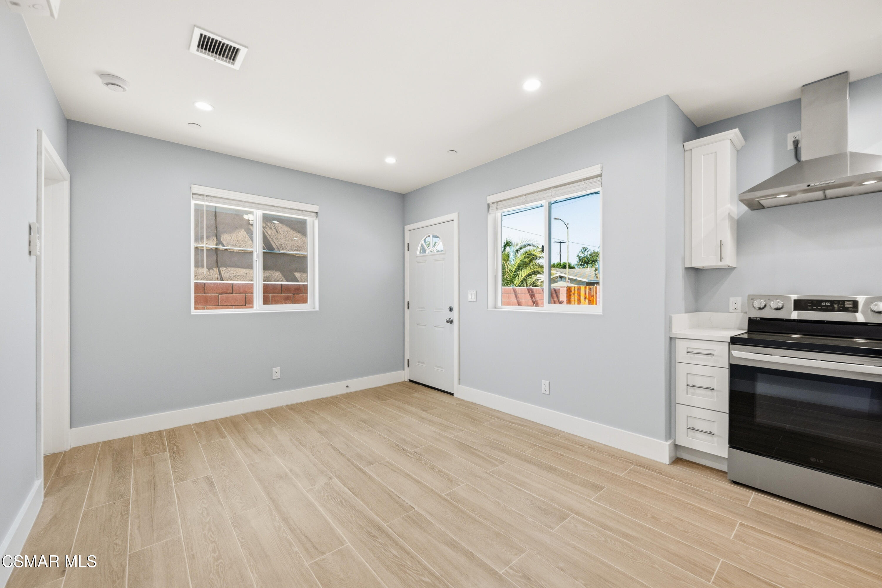 13104 Filmore Street Pacoima, CA 91331 - Photo 5 of 10 CS1_7534