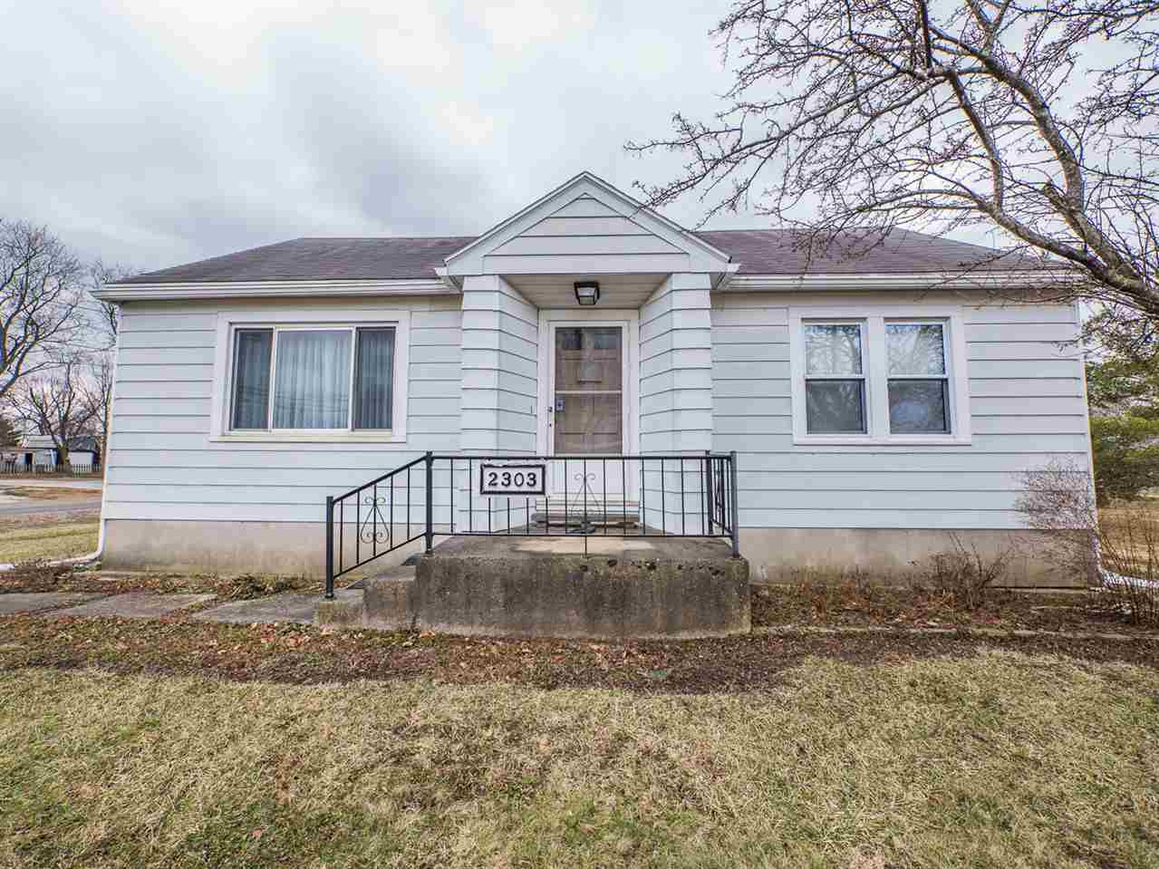 2303 West Wallen Road Fort Wayne, IN 46818 - Photo 1 of 34 Gallery Image 1