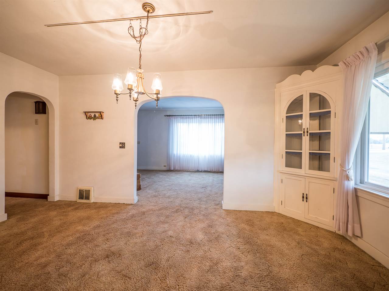 2303 West Wallen Road Fort Wayne, IN 46818 - Photo 12 of 34 Gallery Image 12