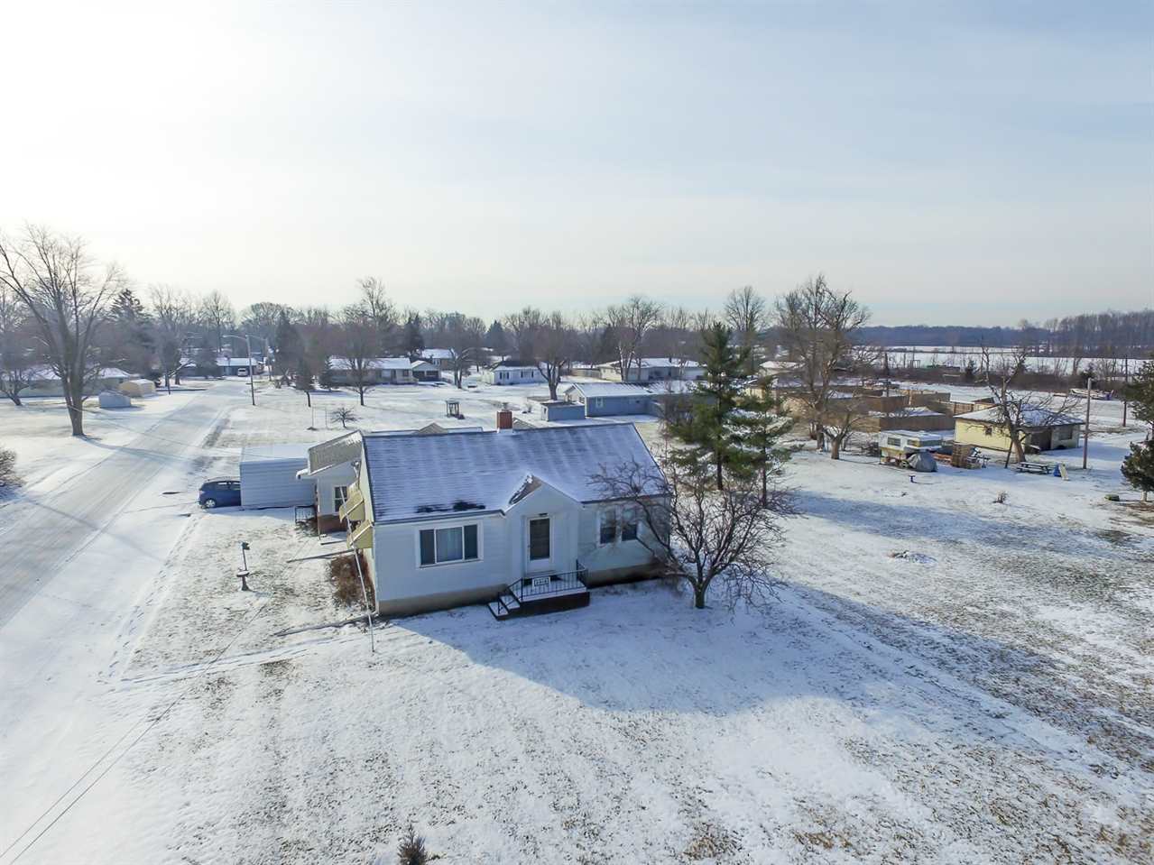 2303 West Wallen Road Fort Wayne, IN 46818 - Photo 4 of 34 Gallery Image 4