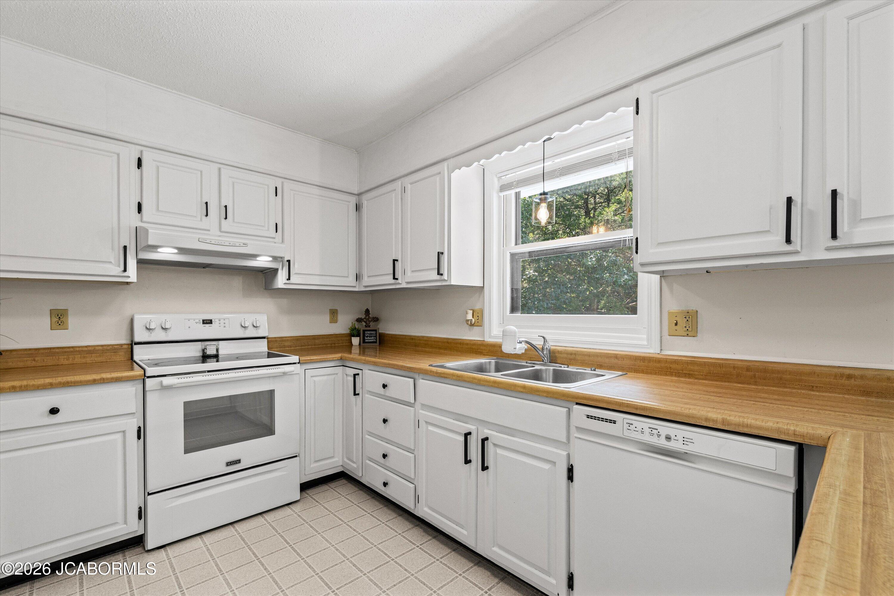 1610 Blue Ridge Road Columbia, MO 65202 - Photo 13 of 42 Gallery Image 13