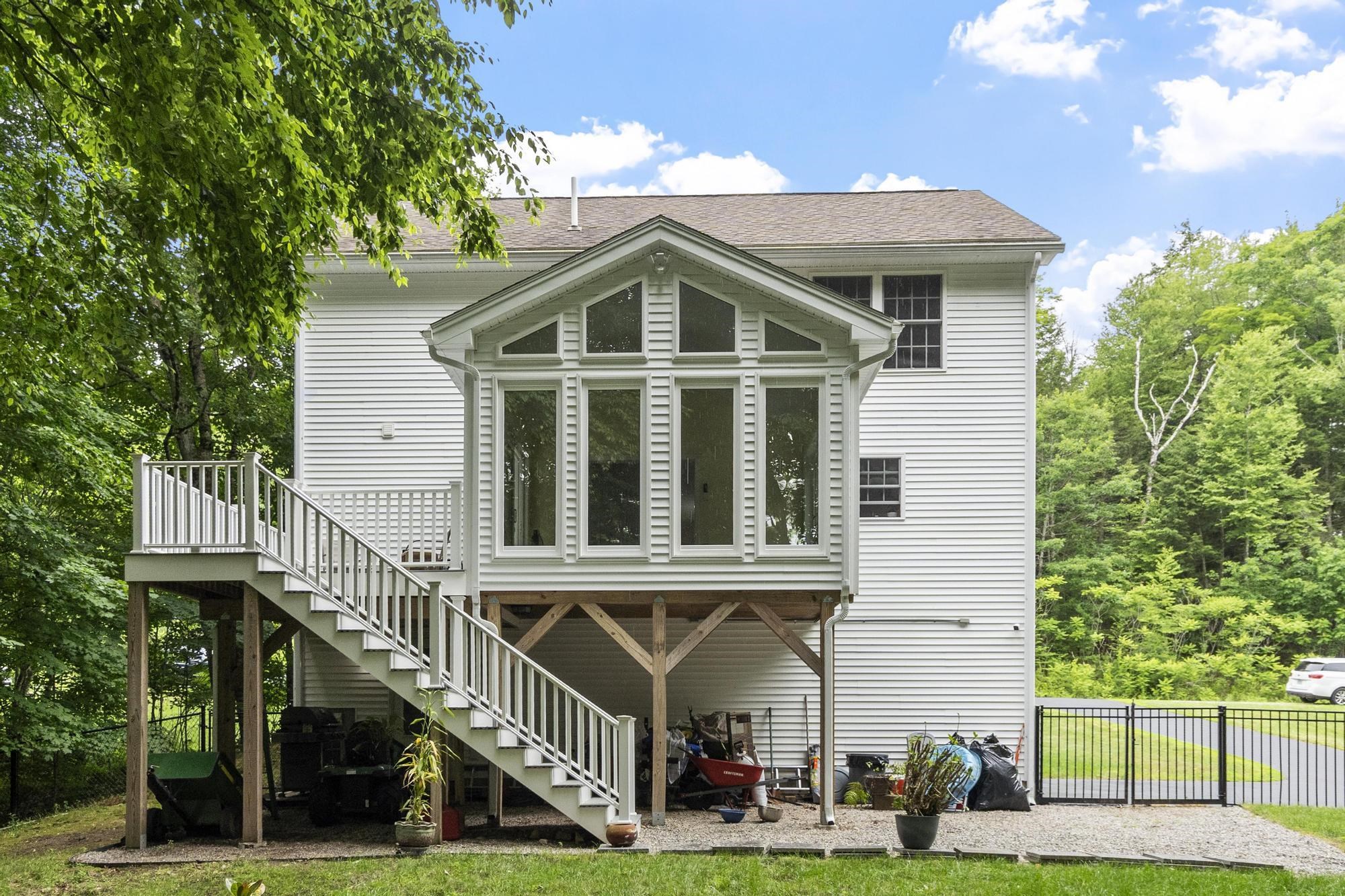 29 Cider Street Epping, NH 03042 - Photo 3 of 39