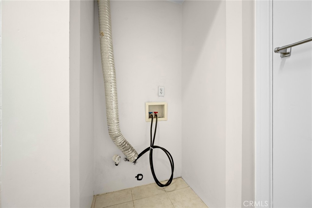 216 East Windsor Road, Unit 3 Glendale, CA 91205 - Photo 17 of 19