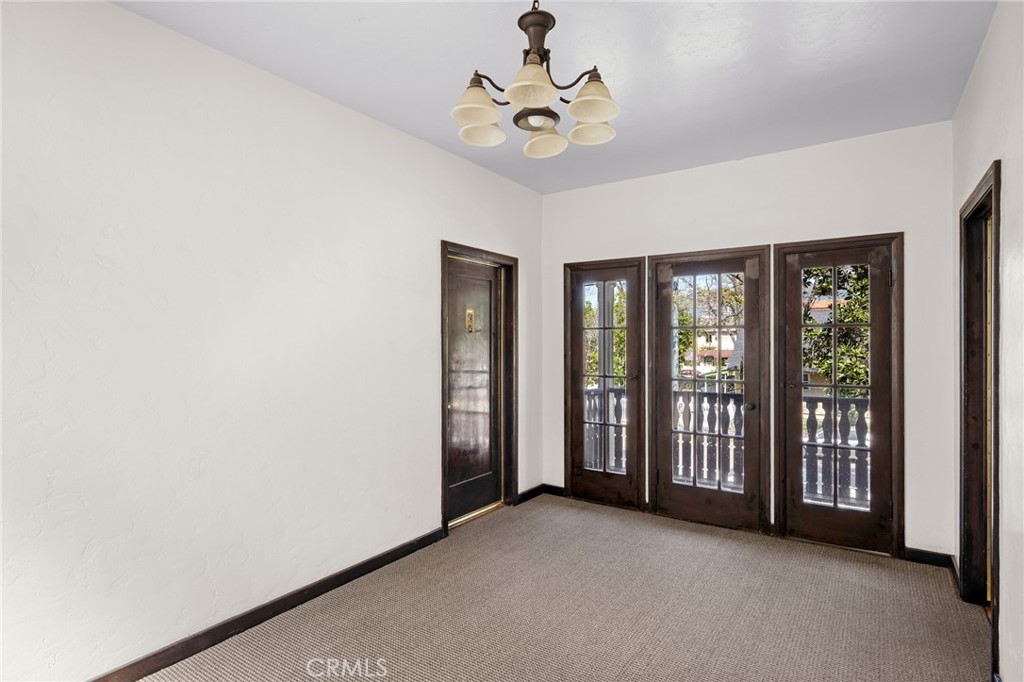 216 East Windsor Road, Unit 3 Glendale, CA 91205 - Photo 2 of 19