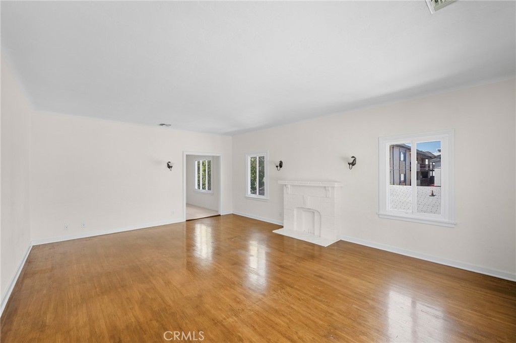 216 East Windsor Road, Unit 3 Glendale, CA 91205 - Photo 3 of 19