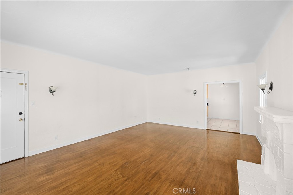 216 East Windsor Road, Unit 3 Glendale, CA 91205 - Photo 4 of 19