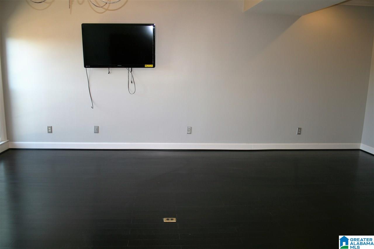 1225 33rd Street South, Unit D Birmingham, AL 35205 - Photo 4 of 38