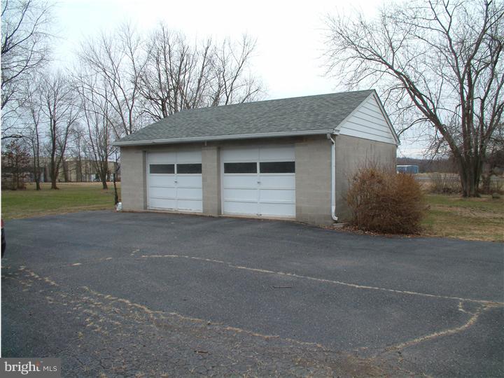 1014 Schoolhouse Road Perkasie, PA 18944 - Photo 3 of 11 Garage