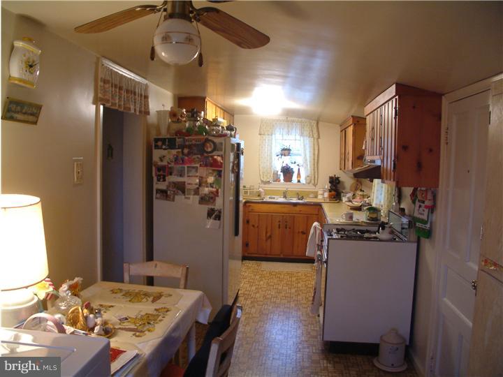 1014 Schoolhouse Road Perkasie, PA 18944 - Photo 6 of 11 Kitchen