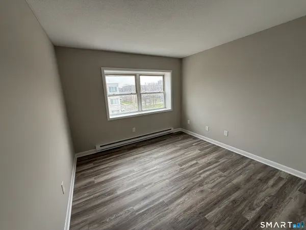 $1,500 | 810 Atlantic Street, Bridgeport, CT 06604