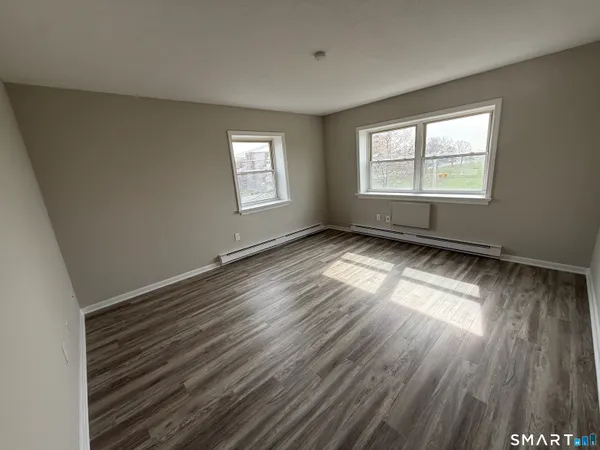 $1,500 | 810 Atlantic Street, Bridgeport, CT 06604