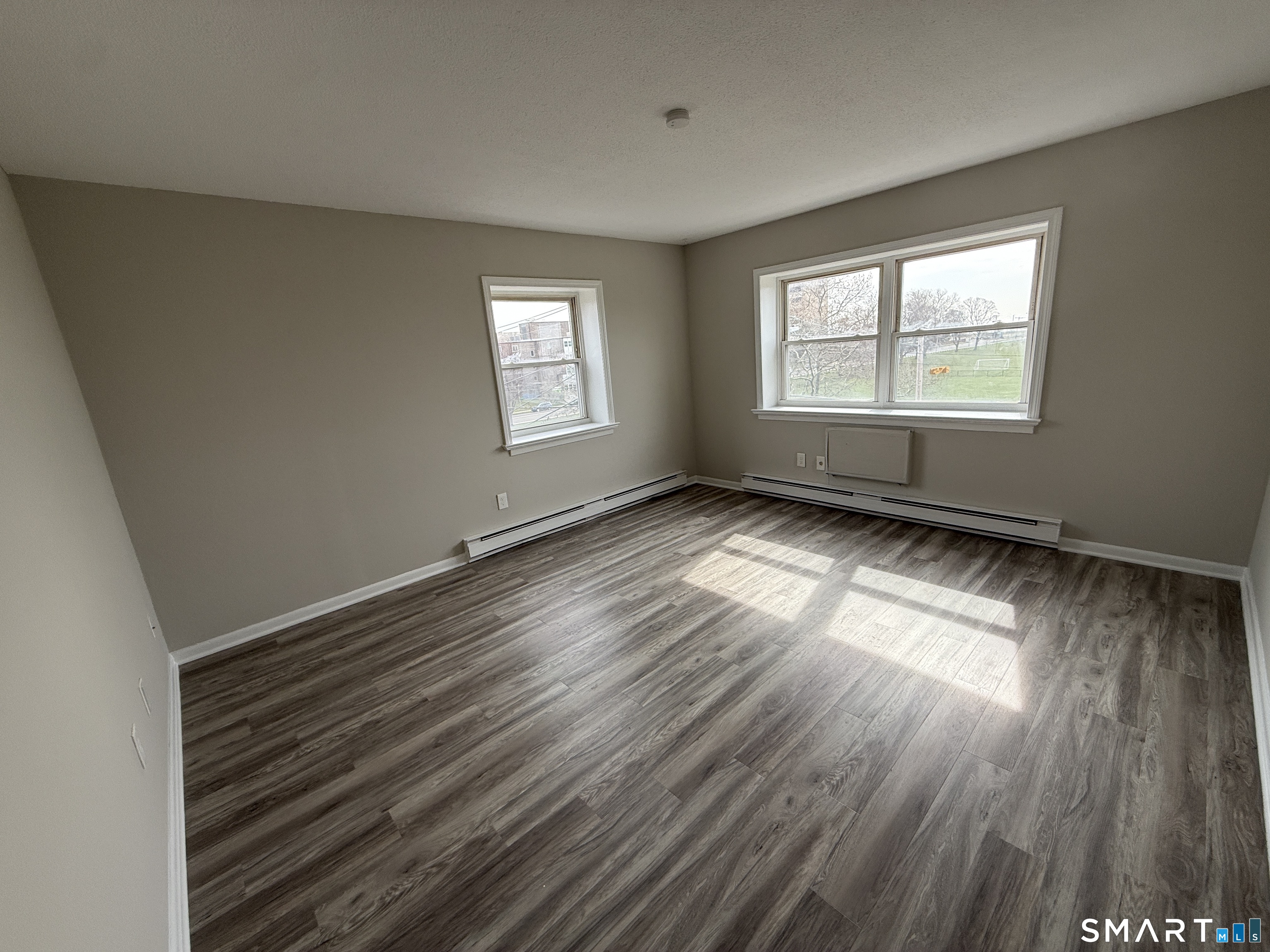 810 Atlantic Street Bridgeport, CT 06604 - Photo 3 of 13