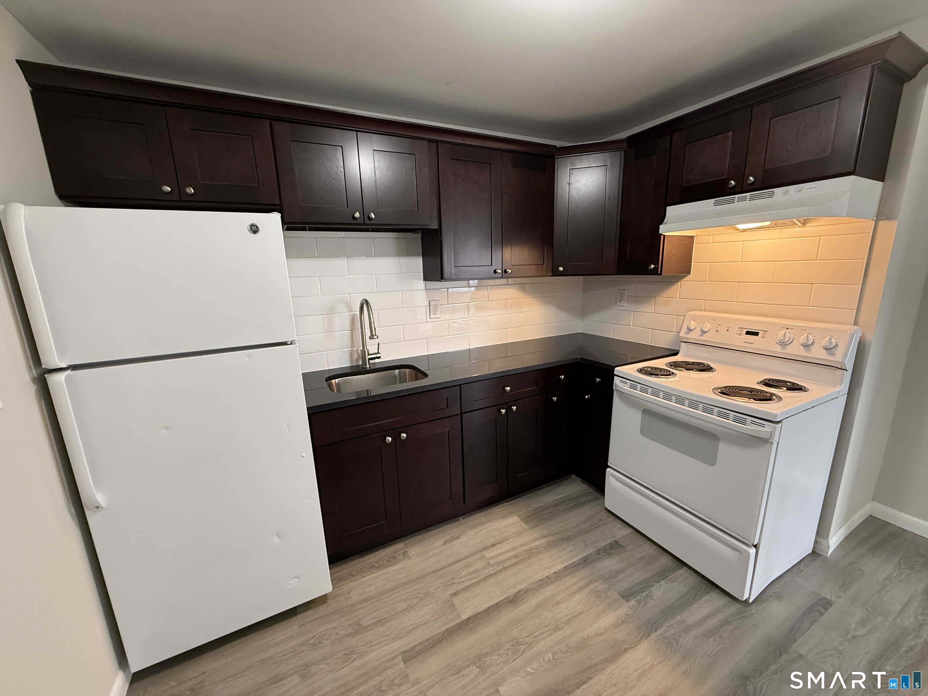 810 Atlantic Street Bridgeport, CT 06604 - Photo 5 of 13