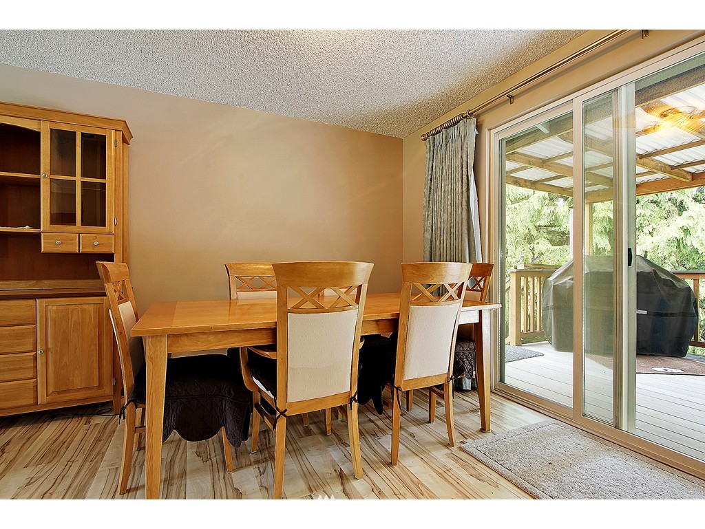 415 220th Street Southwest Bothell, WA 98021 - Photo 3 of 15