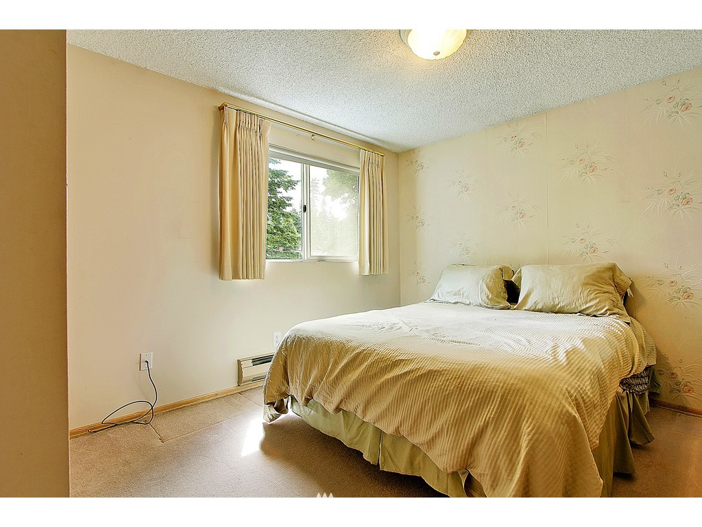 415 220th Street Southwest Bothell, WA 98021 - Photo 8 of 15