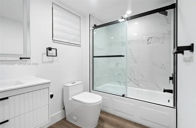 $1,900 | 901 Northeast 14th Avenue, Unit 205, Hallandale Beach, FL 33009