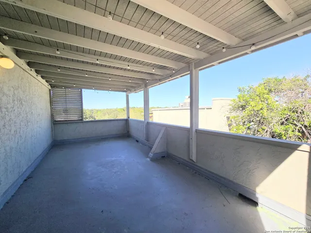 $2,000 | 3103 Eisenhauer Road, Unit J3, San Antonio, TX 78209