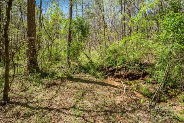 $37,000 | 19 Sunset Drive, Unit 19, Mill Spring, NC 28756