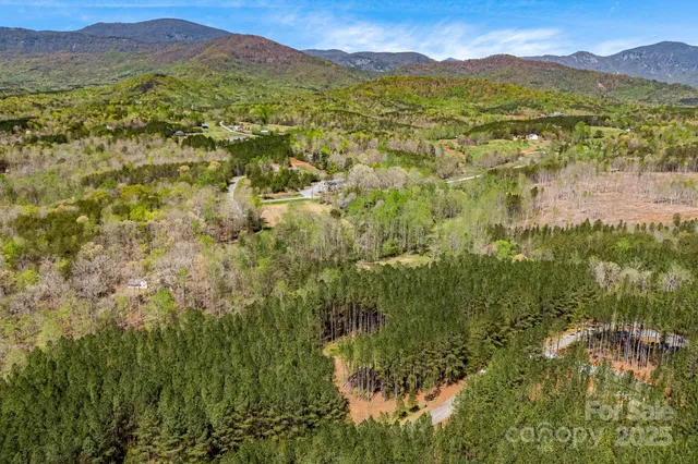 $37,000 | 19 Sunset Drive, Unit 19, Mill Spring, NC 28756