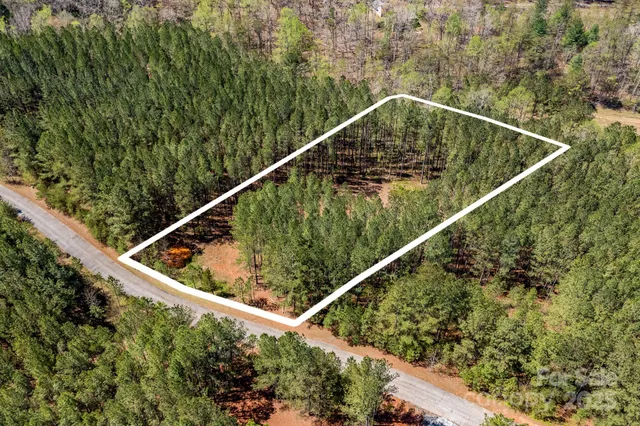 $37,000 | 19 Sunset Drive, Unit 19, Mill Spring, NC 28756