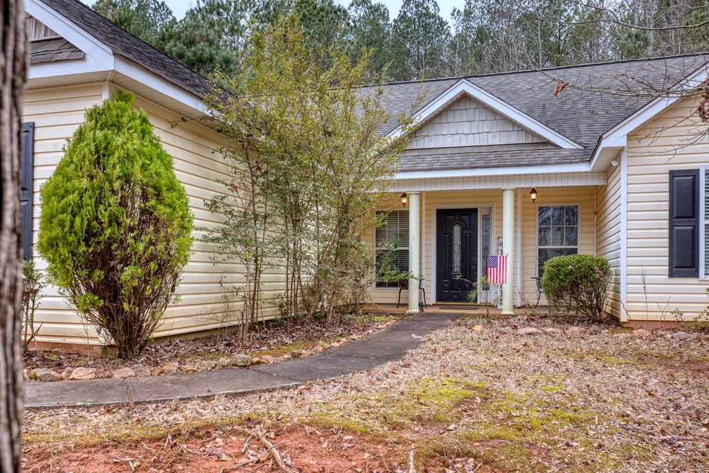 119 Cedar Ridge Drive LaGrange, GA 30241 - Photo 4 of 34