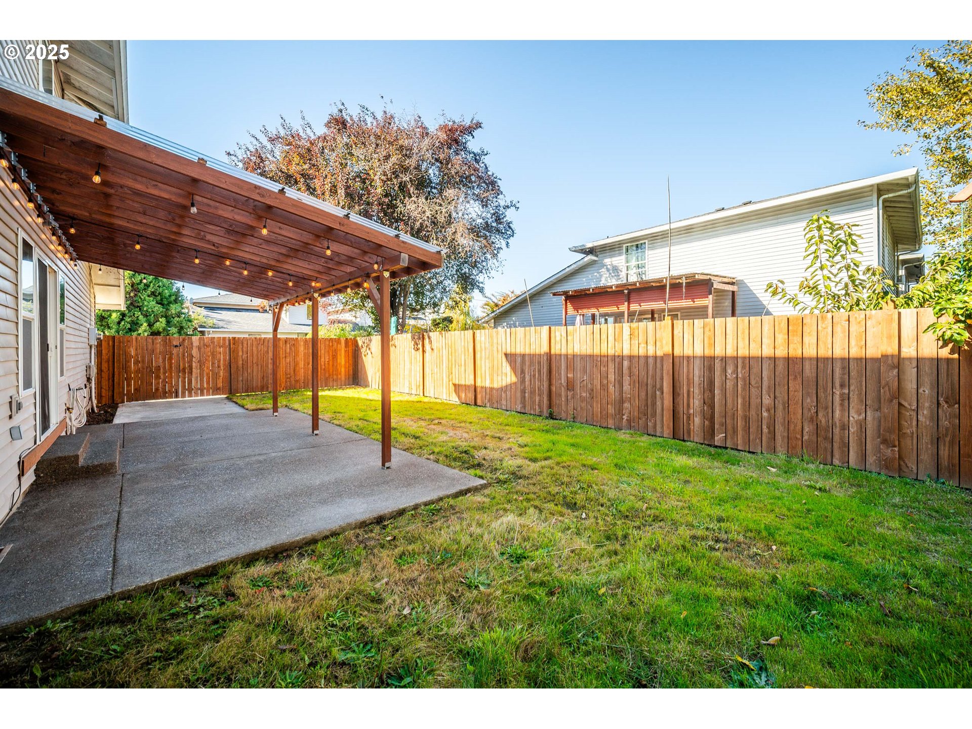 1407 Southwest 6th Avenue Battle Ground, WA 98604 - Photo 30 of 35 a view of a backyard
