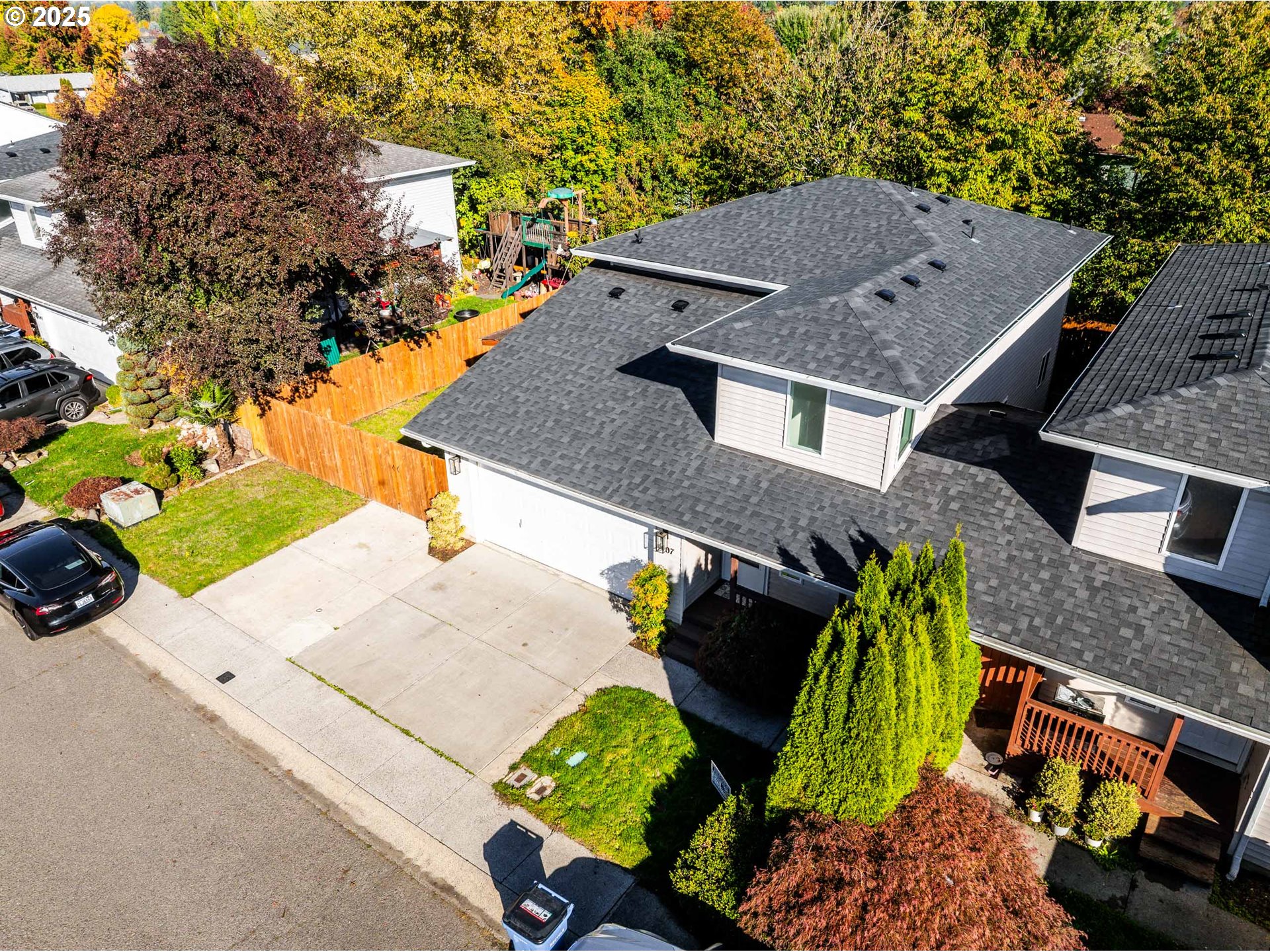1407 Southwest 6th Avenue Battle Ground, WA 98604 - Photo 34 of 35 an aerial view of a house with a garden and mountain view