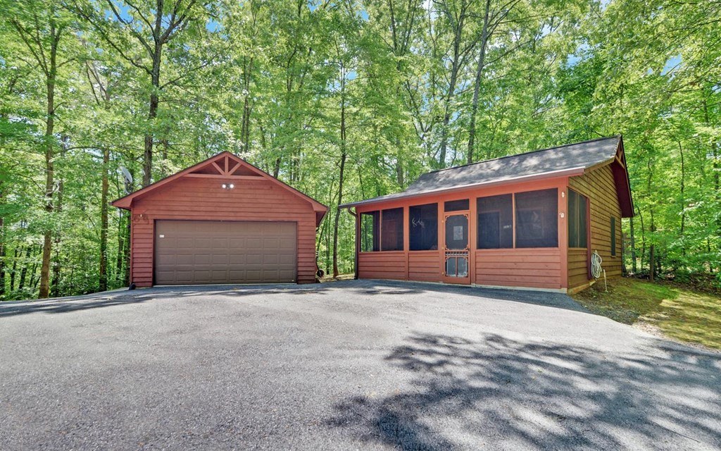 164 Dew Drop Lane Murphy, NC 28906 - Photo 35 of 49