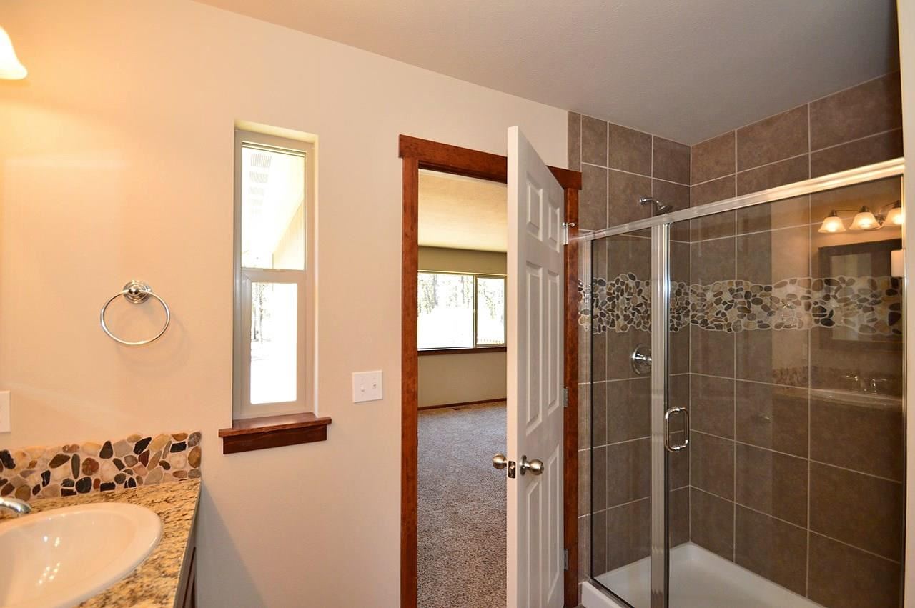 10702 South Cedar Road Spokane, WA 99224 - Photo 11 of 20