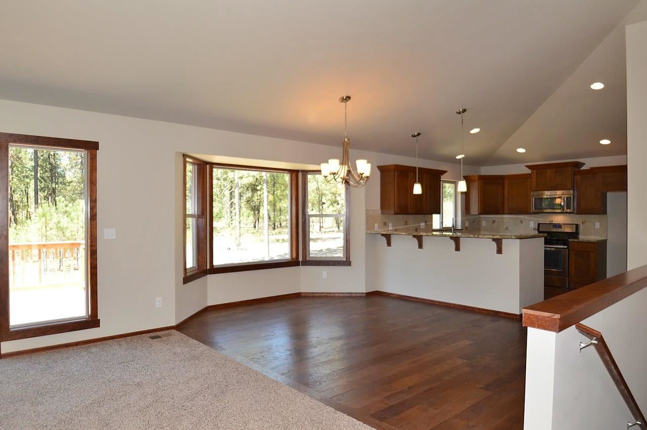 10702 South Cedar Road Spokane, WA 99224 - Photo 5 of 20