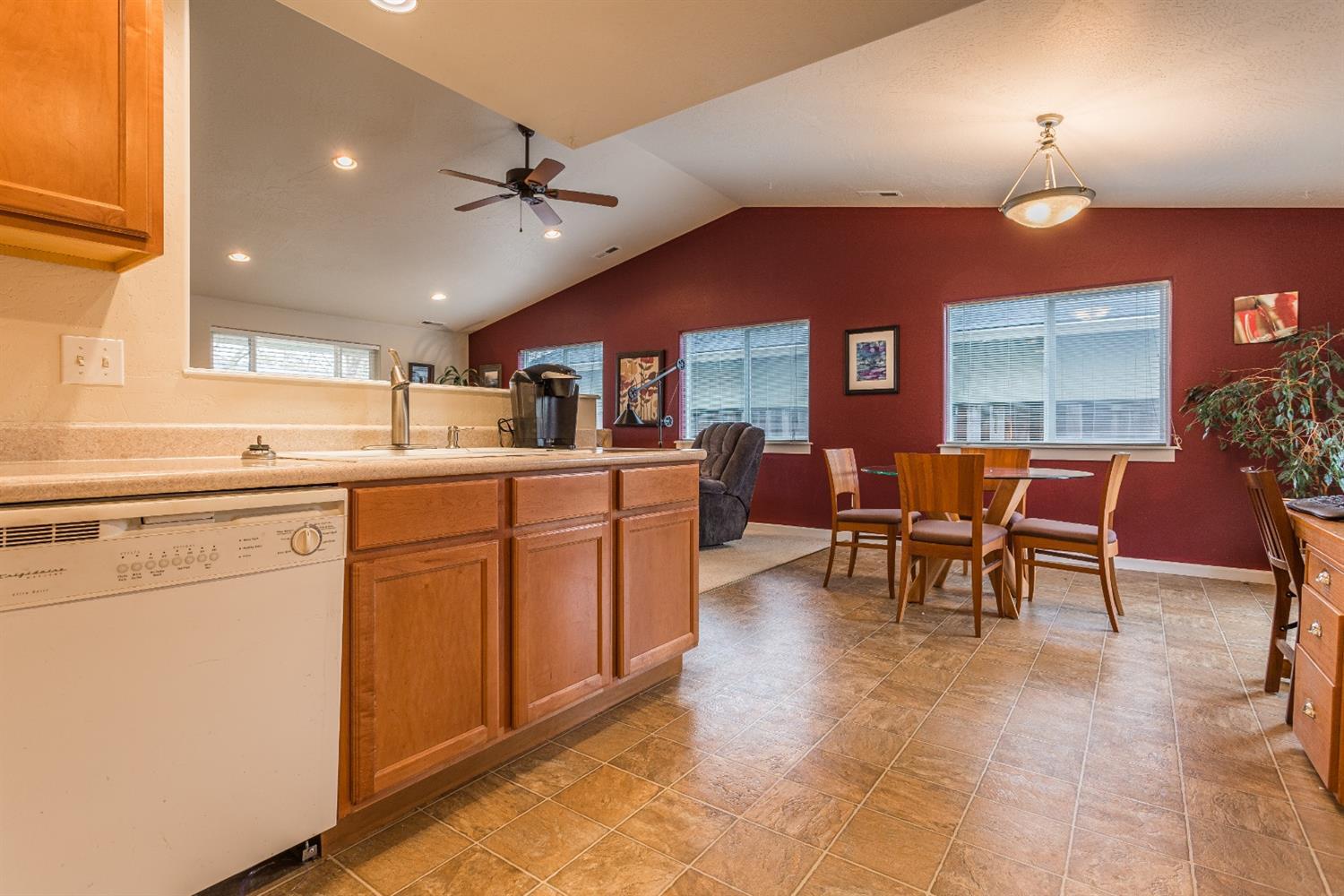 1213 Twin Rocks Drive Central Point, OR 97502 - Photo 23 of 30 Additional Photo