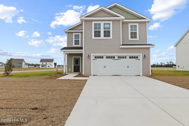 $399,900 | 909 Wild Azalea Way, Hubert, NC 28539