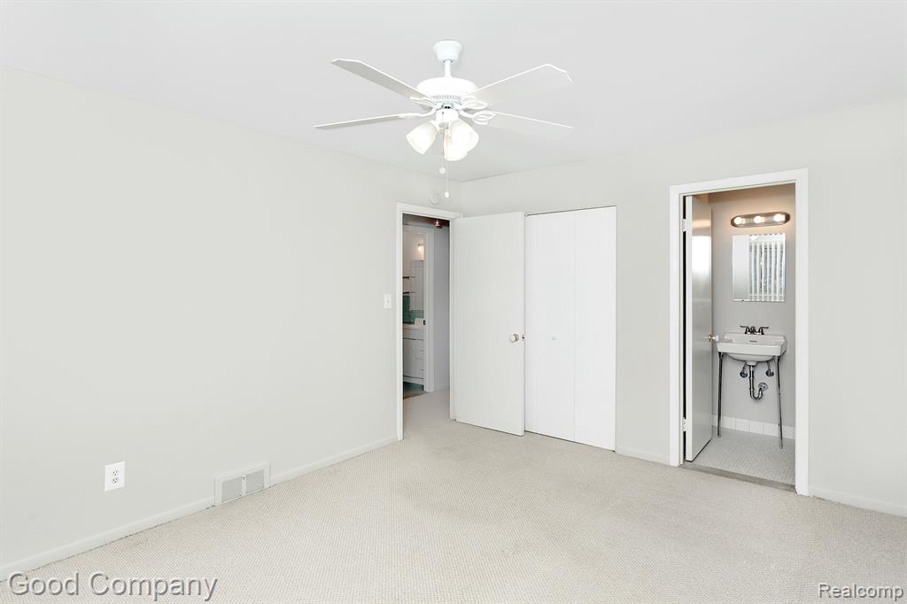 910 North Adams Road, Unit 7 Birmingham, MI 48009 - Photo 13 of 25