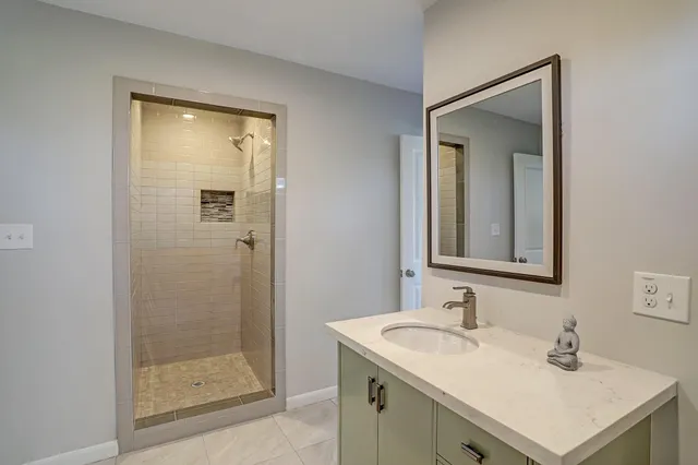 $4,750 | 4418 Charleston Street, Houston, TX 77021