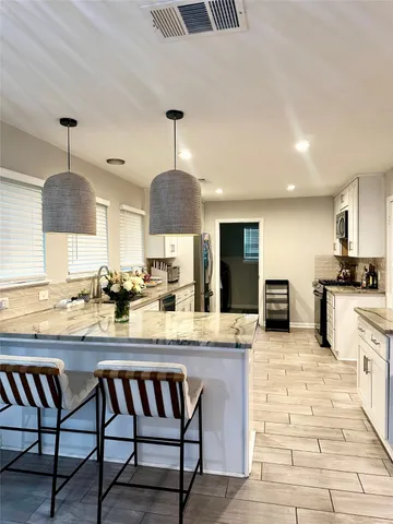 $4,750 | 4418 Charleston Street, Houston, TX 77021