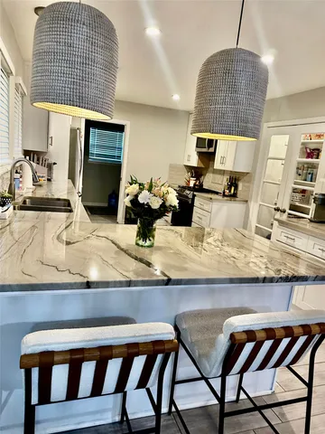 $3,800 | 4418 Charleston Street, Houston, TX 77021