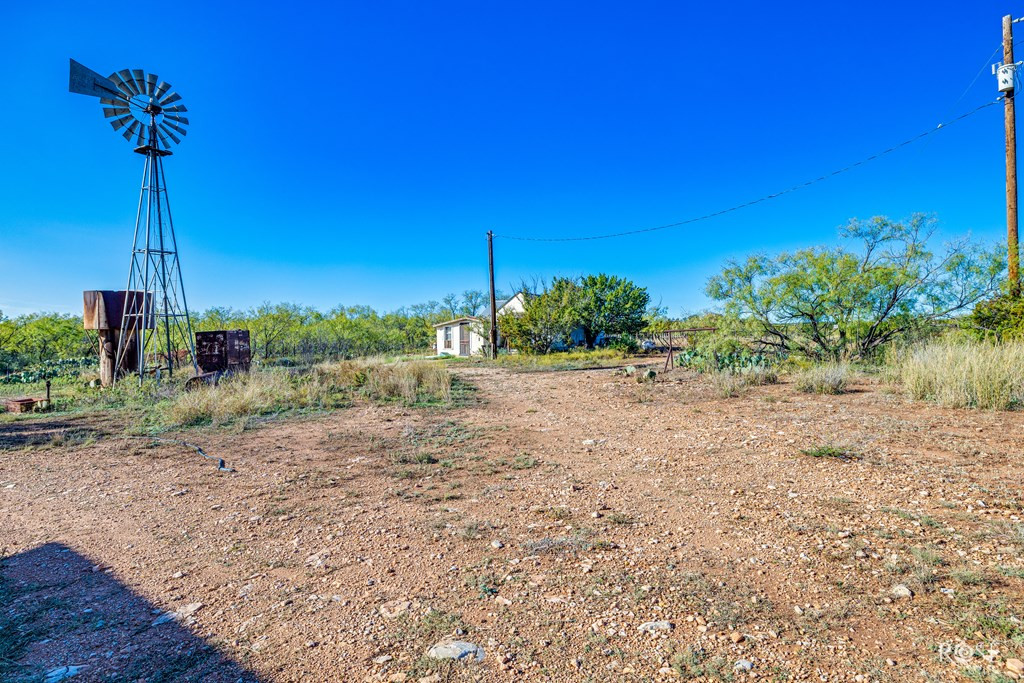 201 Ratliff Road Bronte, TX 76933 - Photo 15 of 39 Photo 16
