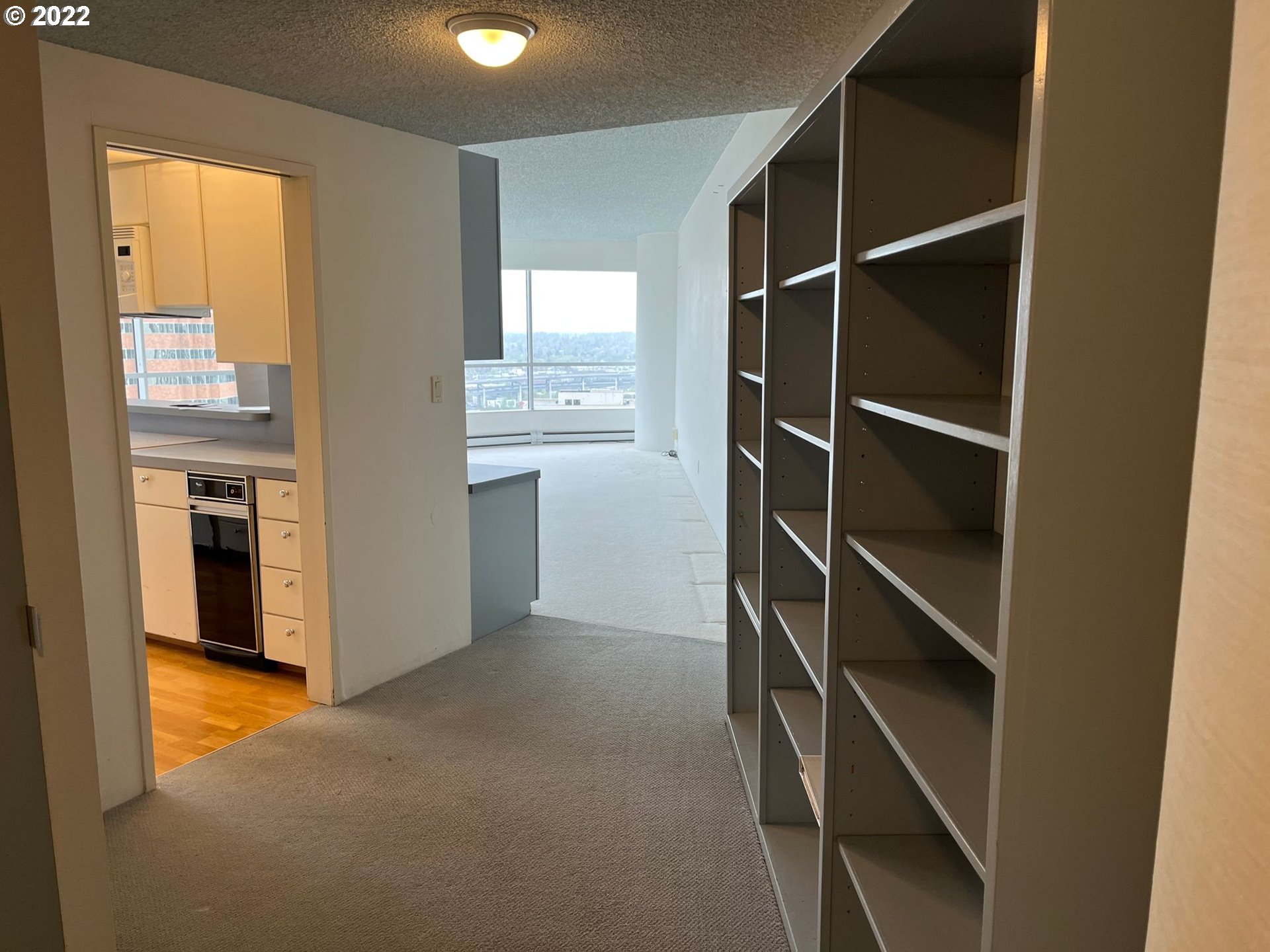 1500 Southwest 5th Avenue, Unit 2103 Portland, OR 97201 - Photo 14 of 31 Gallery Image 14
