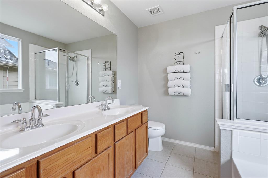 14037 Fontana Road Fort Worth, TX 76262 - Photo 27 of 40