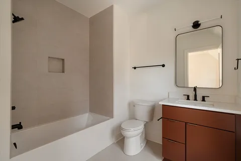 $1,385,000 | 627 Richmond Bend, Nashville, TN 37206