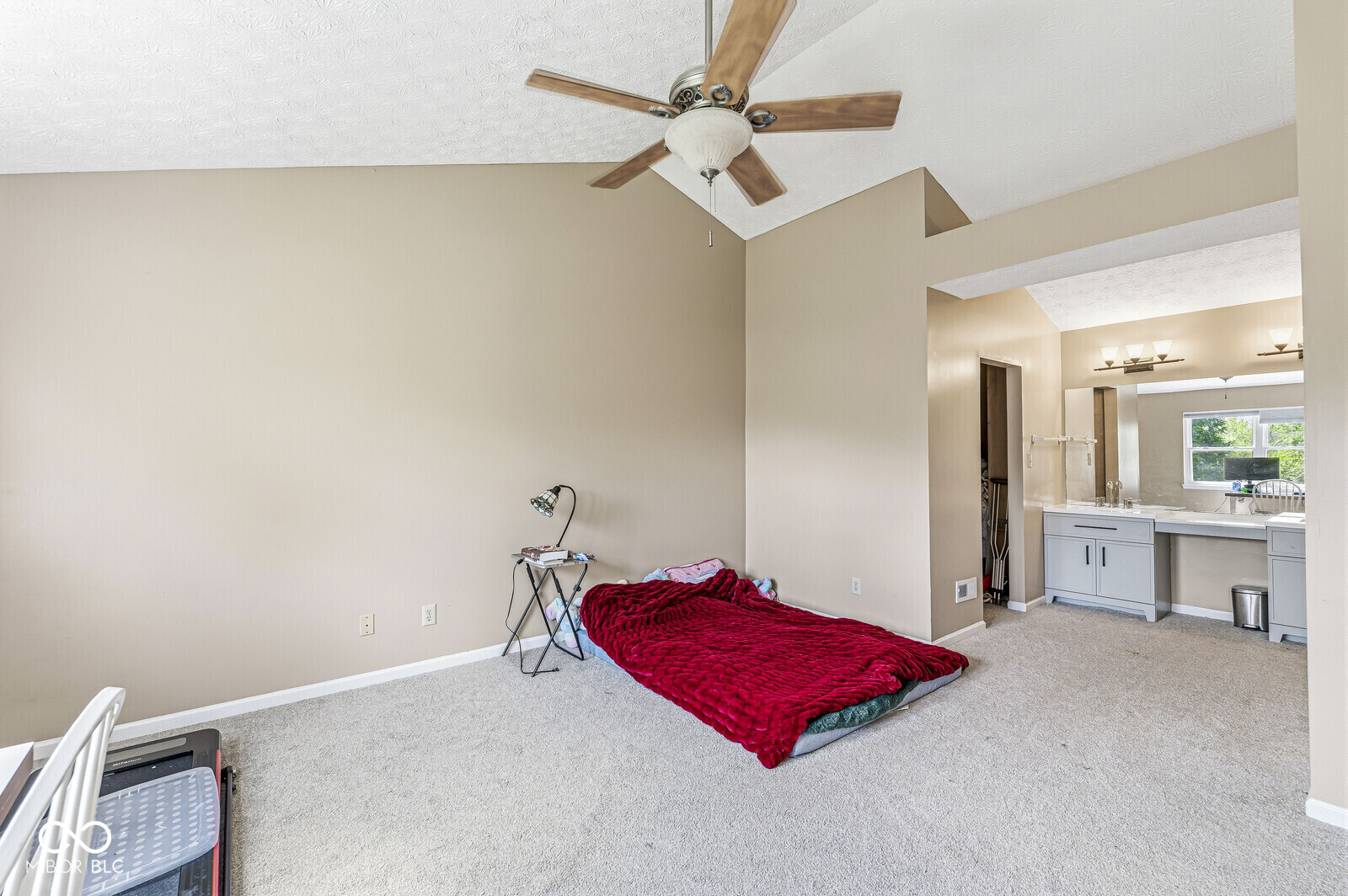12303 West Ridge Circle Indianapolis, IN 46236 - Photo 10 of 29