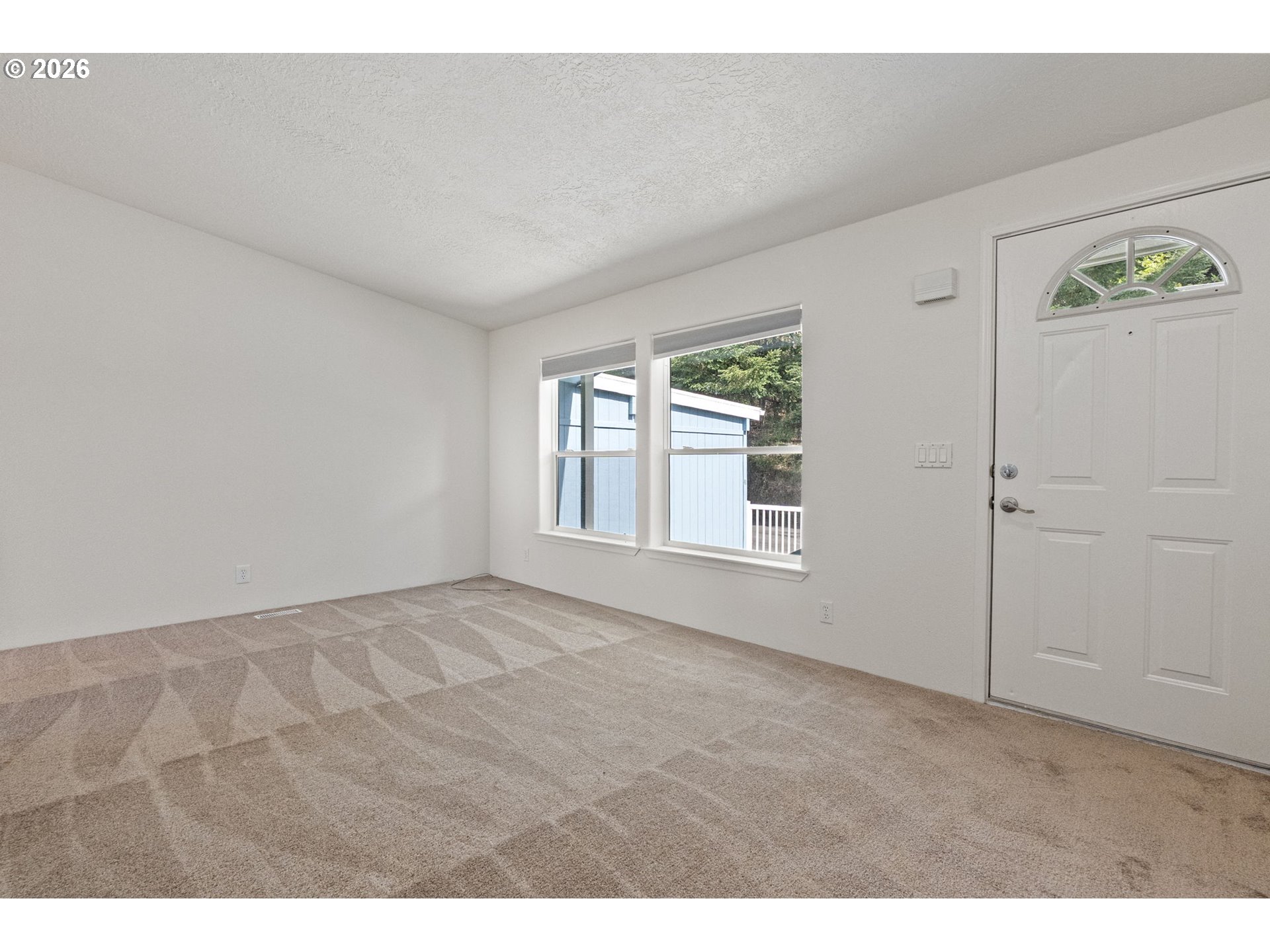 98041 Hallway Road, Unit 41 Brookings, OR 97415 - Photo 4 of 48