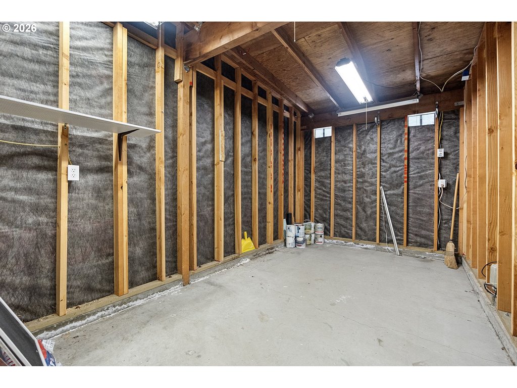 98041 Hallway Road, Unit 41 Brookings, OR 97415 - Photo 43 of 48