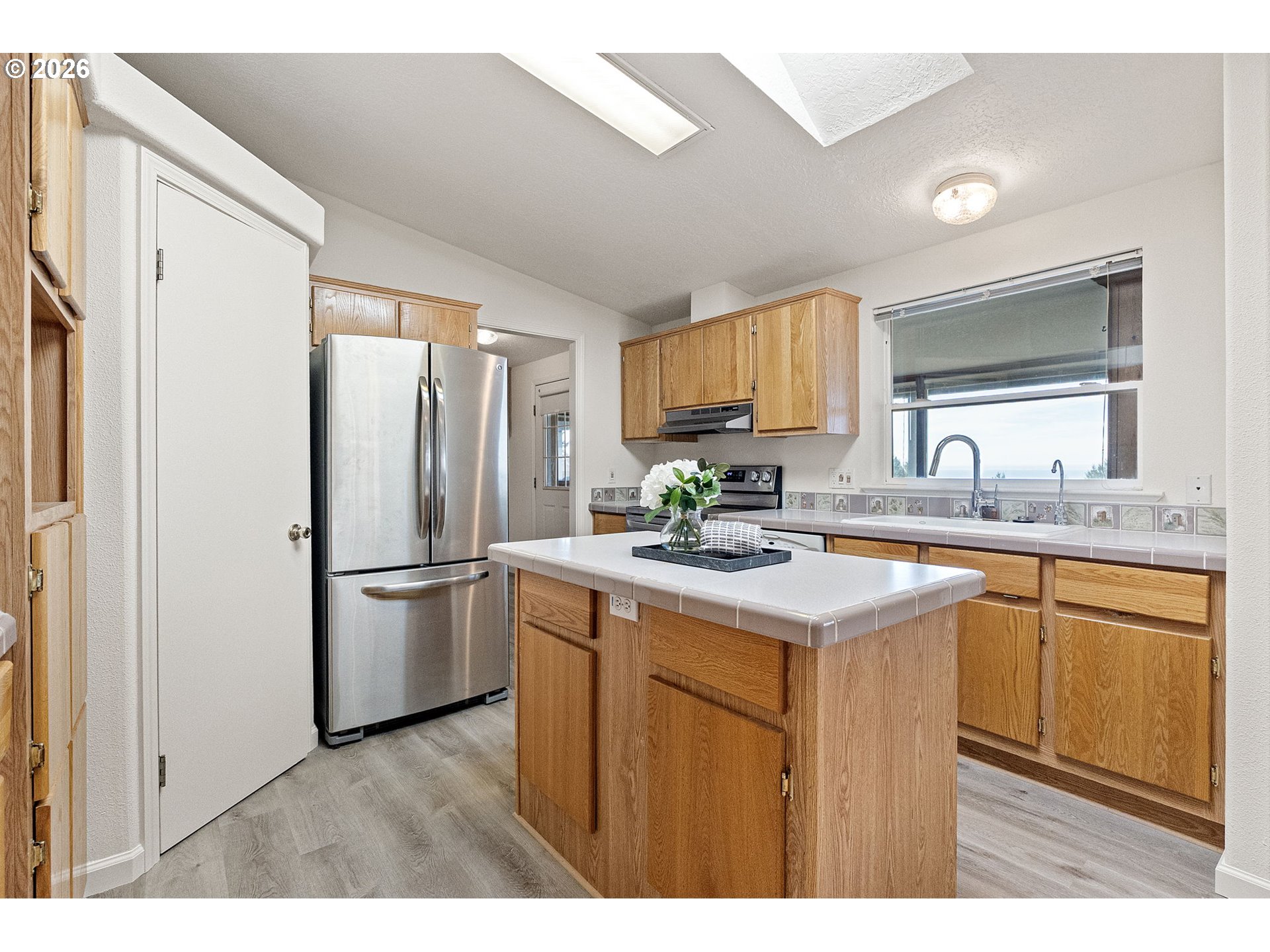 98041 Hallway Road, Unit 41 Brookings, OR 97415 - Photo 8 of 48